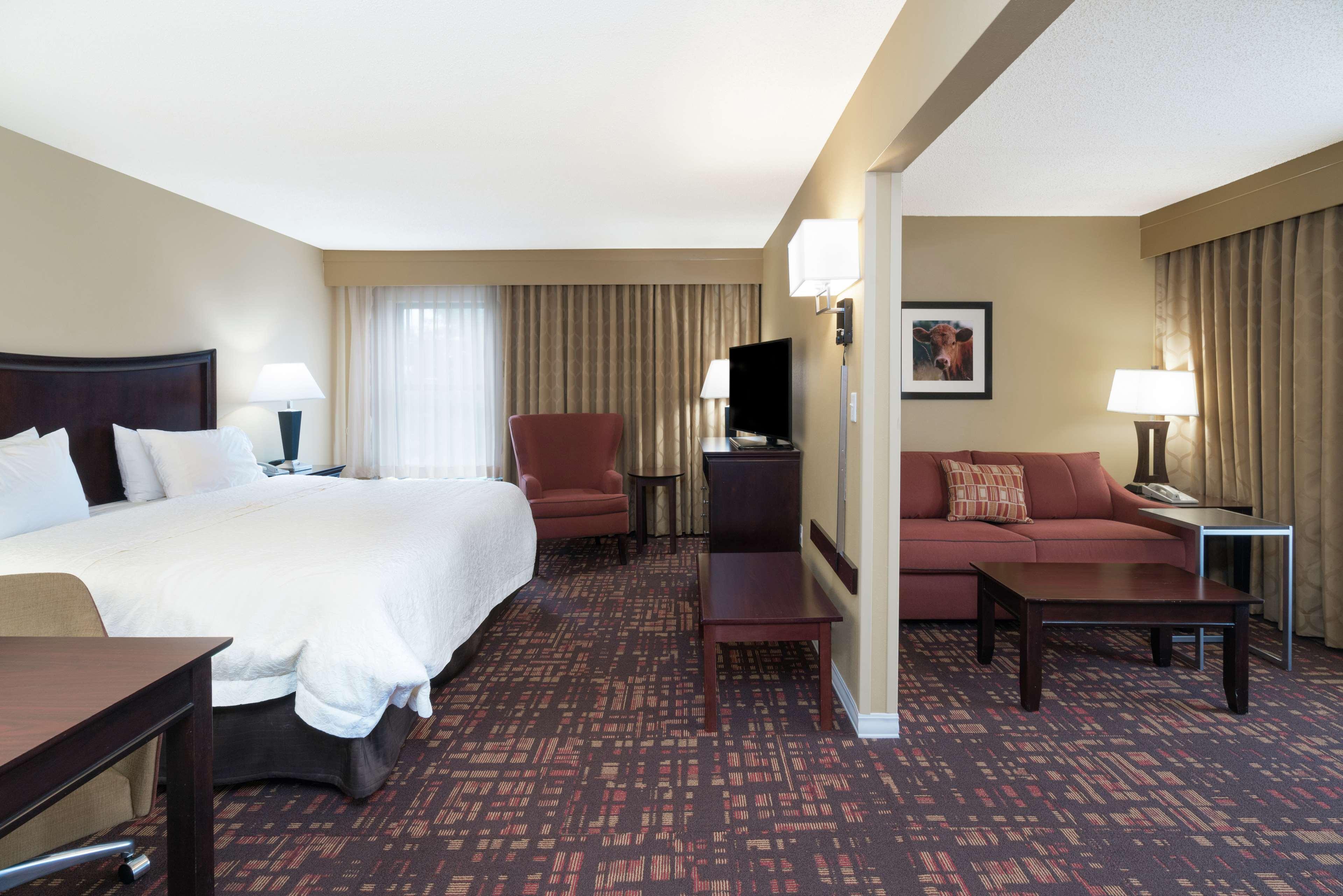 Hampton Inn Corydon Bagian luar foto