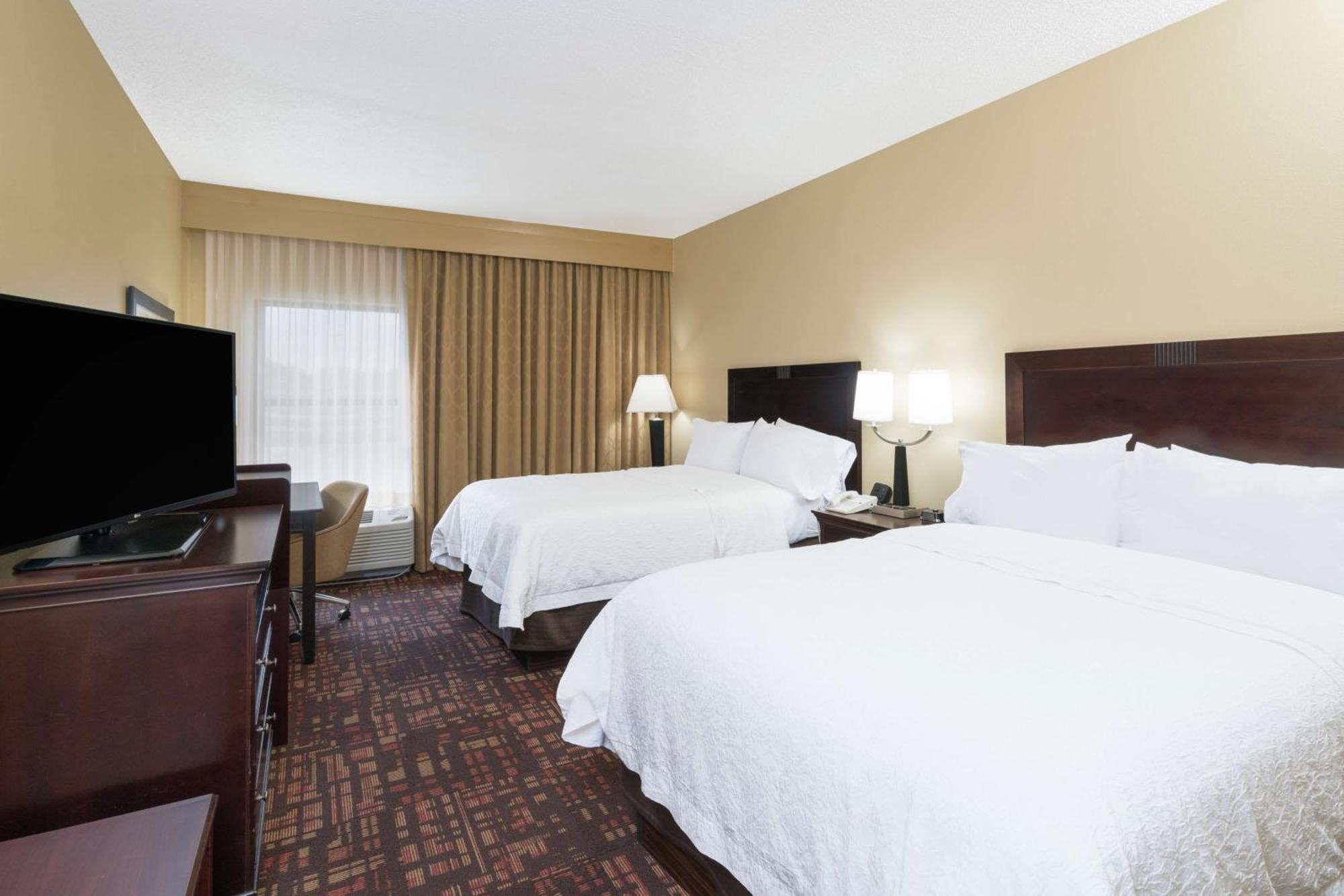 Hampton Inn Corydon Bagian luar foto